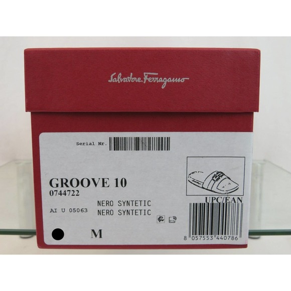 FERRAGAMO GROOVE 10 BLACK LEATHER STRAP GANCINI RUBBER LOGO SANDALS SLIDES 13 M - Picture 14 of 14